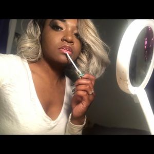 Meet your Posher, Jasmine